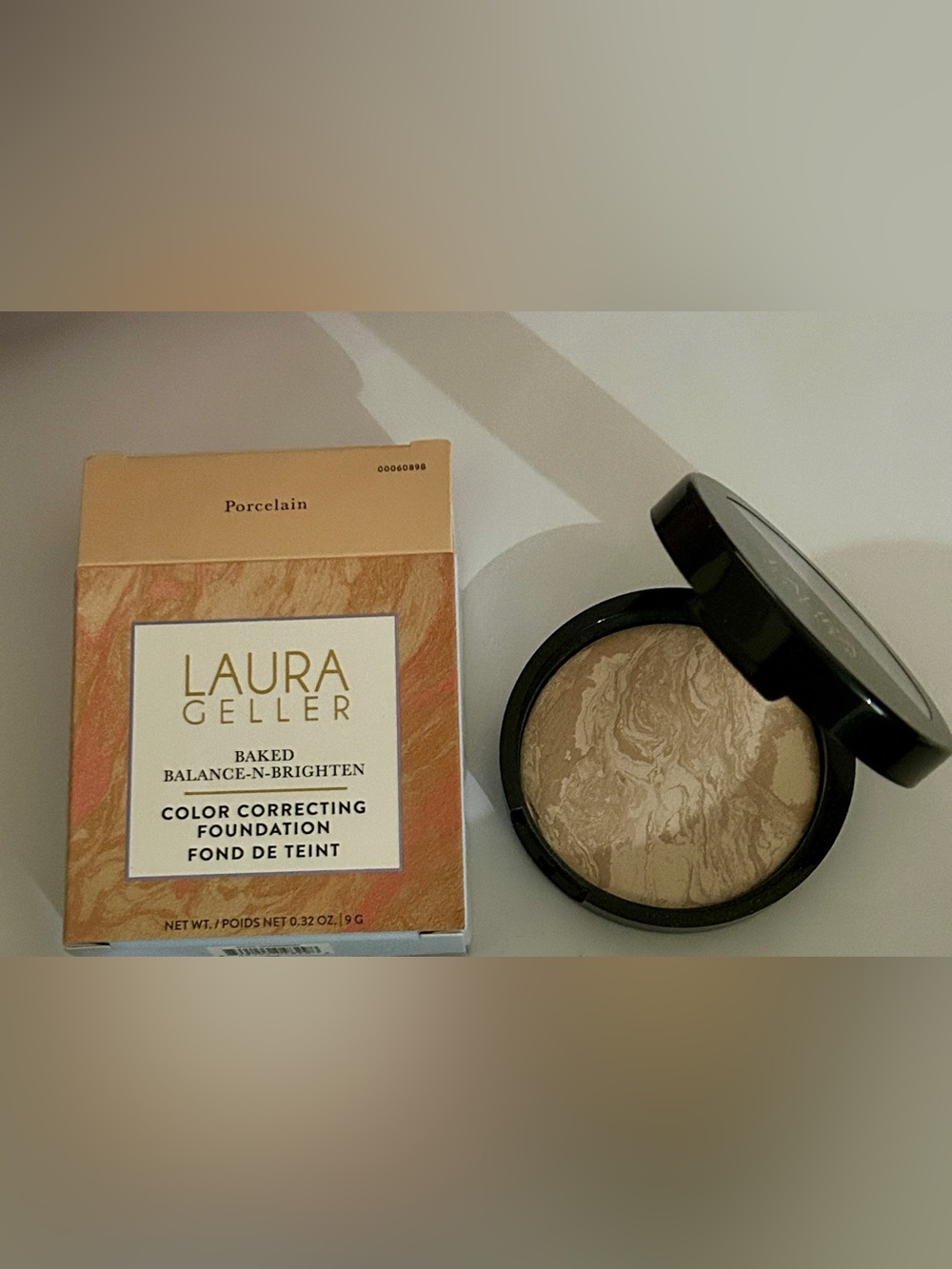 Laura Geller Baked Balance-n-Brighten Color Correcting foundation Porcelain new
